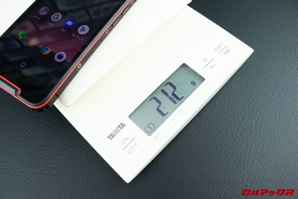 CUBOT Questの重量は212gです。