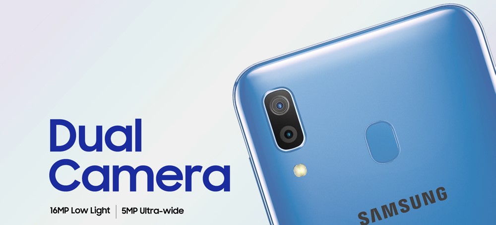 Galaxy A30のカメラはau版がSPECdownしています。