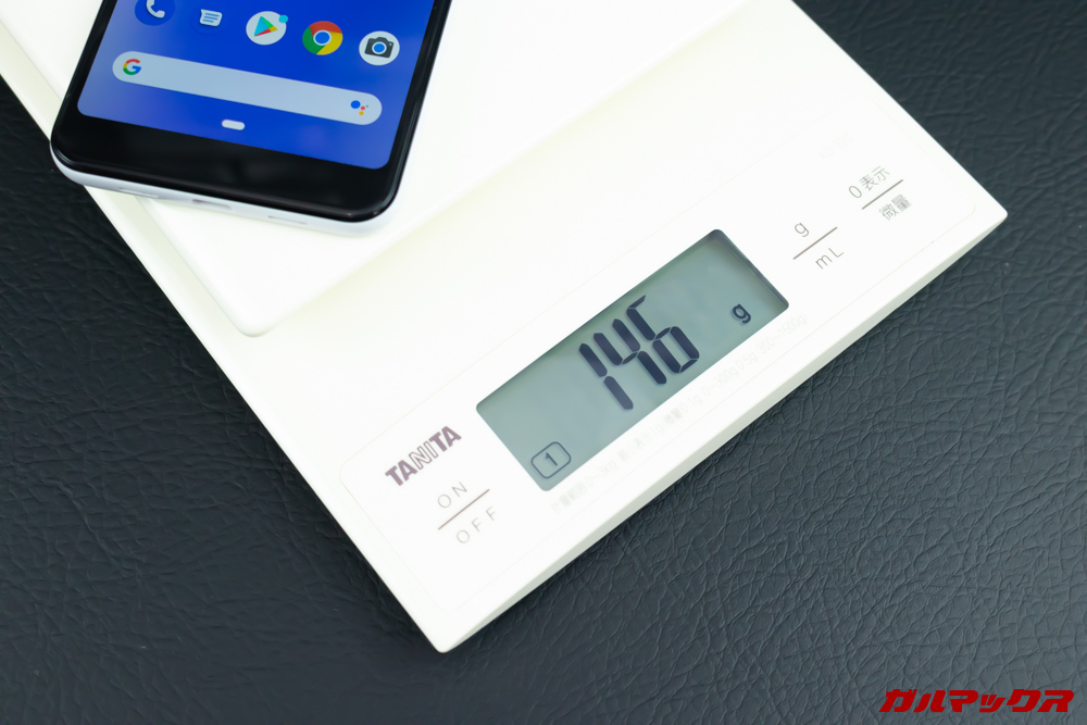 Google Pixel 3aの重量は146g