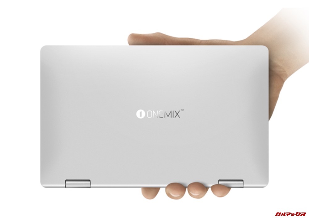 One Mix 3は8.4型のディスプレイを搭載