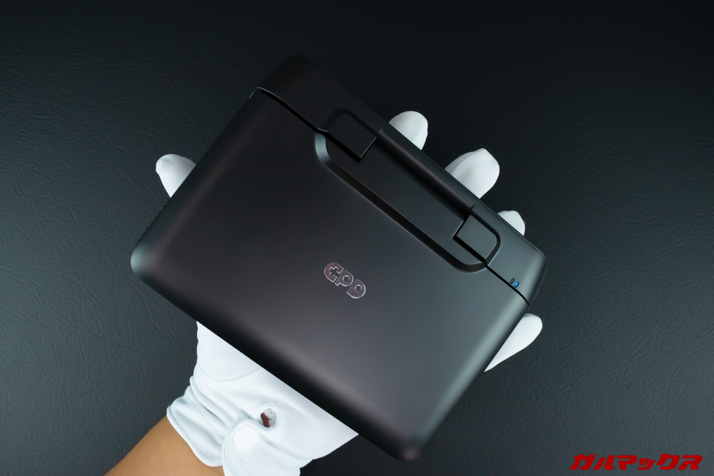 GPD MicroPCの保護フィルムはPDA工房からリリース済みのディスプレイは6型で手のひらに乗るサイズ。