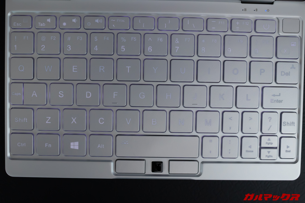 OneMix 3のキーボードは配列がやや特殊