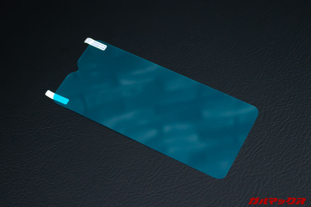 UleFone Power 6は保護フィルムが2枚付属しています。