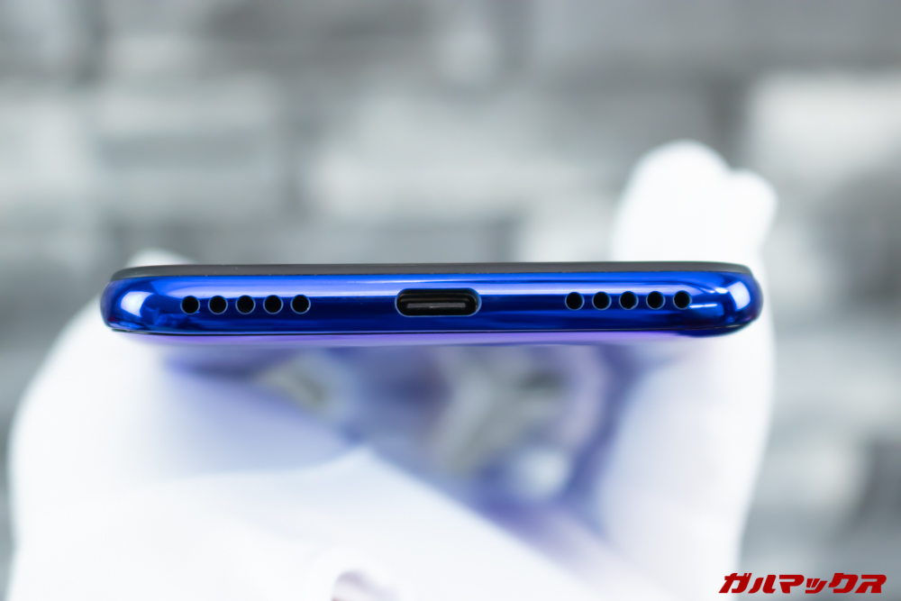 Xiaomi Mi A3のスピーカーはモノラル仕様ですが音質は悪くありません。