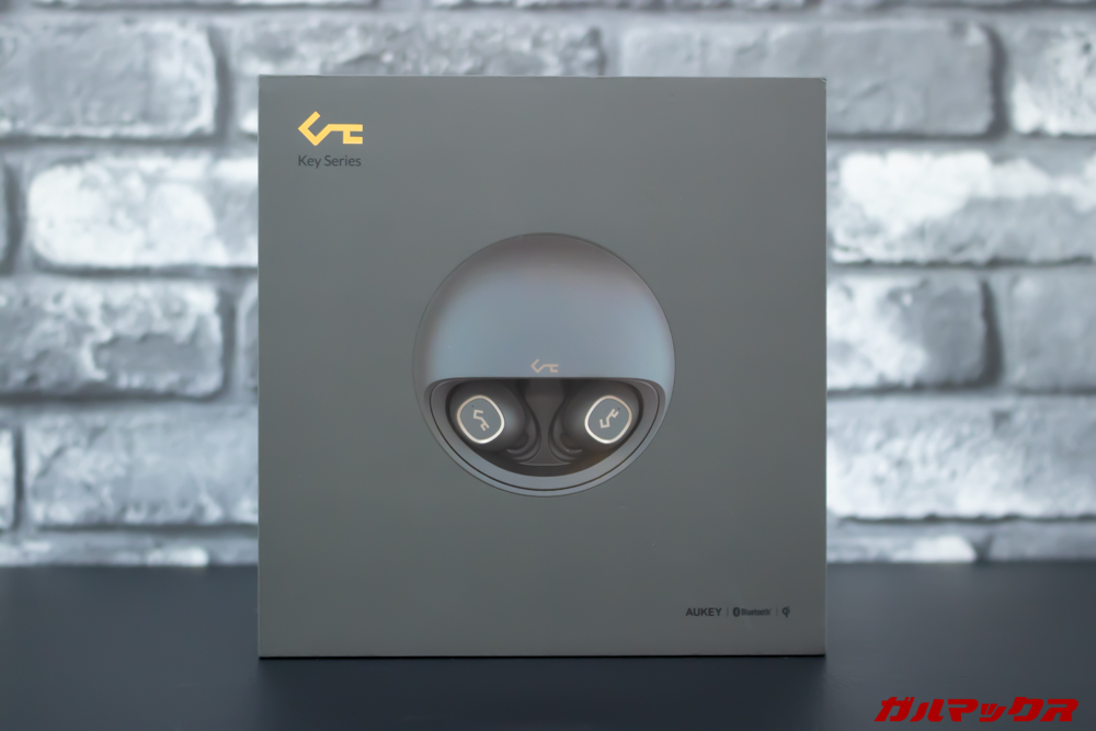 AUKEY Key Series EP-T10の外箱は高級機に匹敵するデザイン。