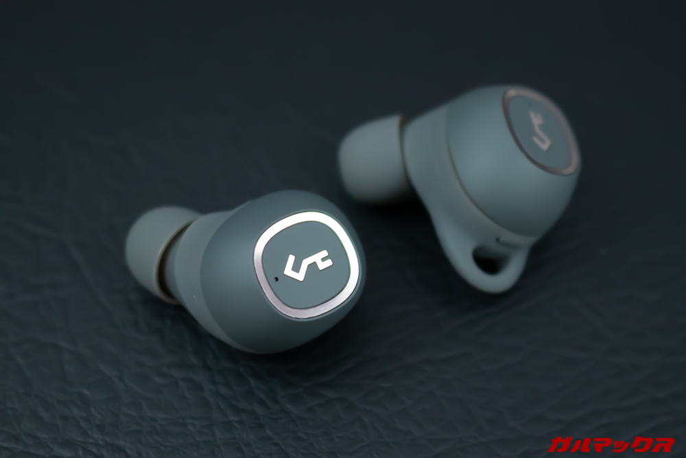 AUKEY Key Series EP-T10のイヤホン形状は丸みを帯びたどんぐり型。