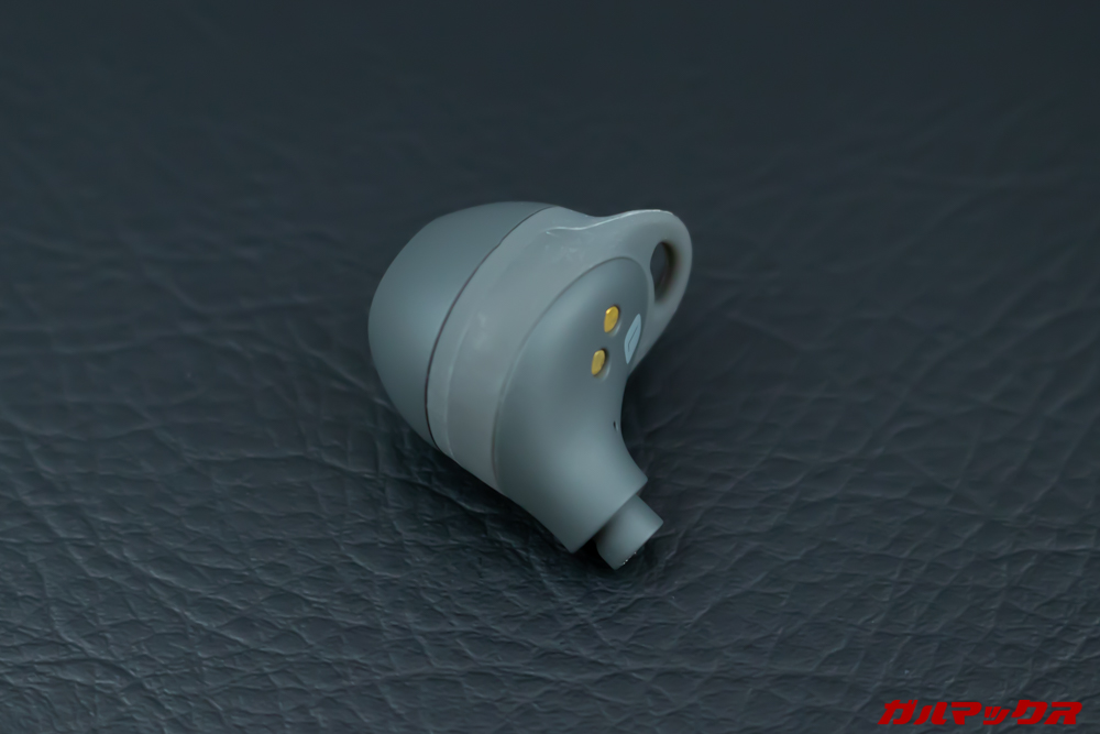 AUKEY Key Series EP-T10のイヤーピースの差し込む部分が短いので汎用サイズは搭載が難しい。