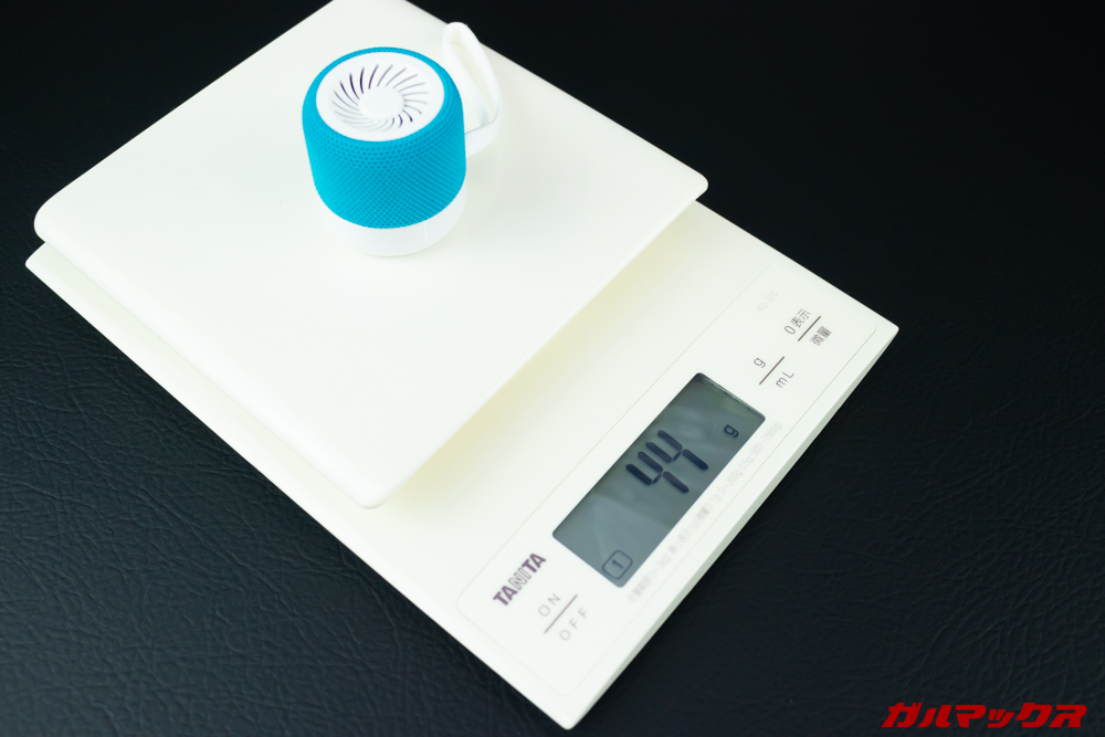 KiWi Q1の充電器はわずか44g