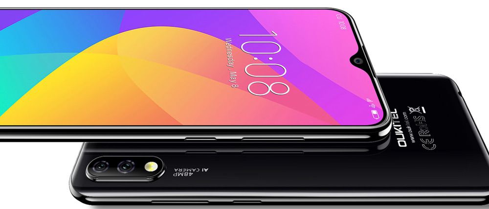 OUKITEL Y4800の背面はカーブデザインで持ちやすい形状を採用