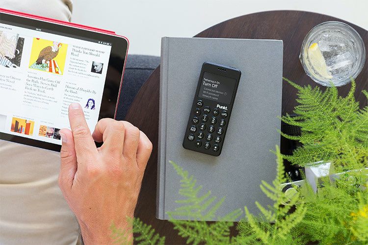 Punkt. MP02 4G Mobile Phone