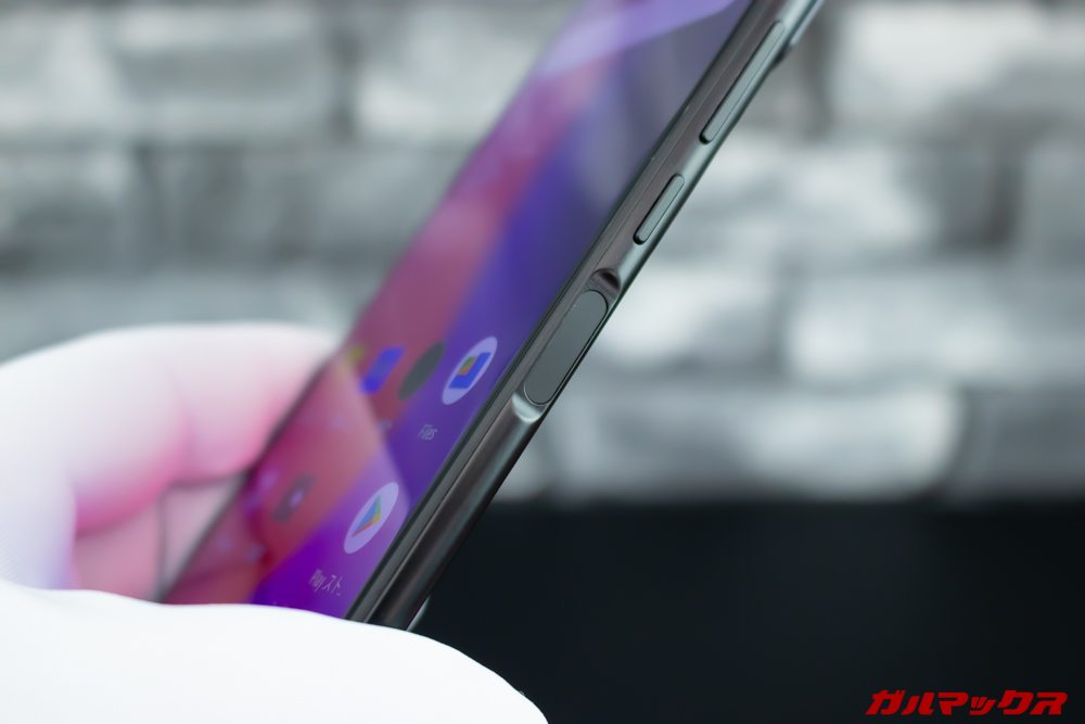 ELEPHONE U2の指紋センサーは精度も速度も良い。顔認証が利用できないのは残念なポイント