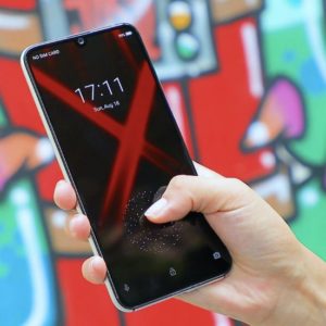UMIDIGI Xの初売り価格は179.99ドル！Xiaomi Mi A3を名指しで比較！