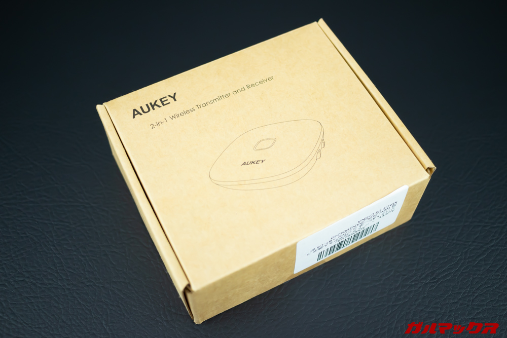 BT-C6はバルクのような箱に入っています。