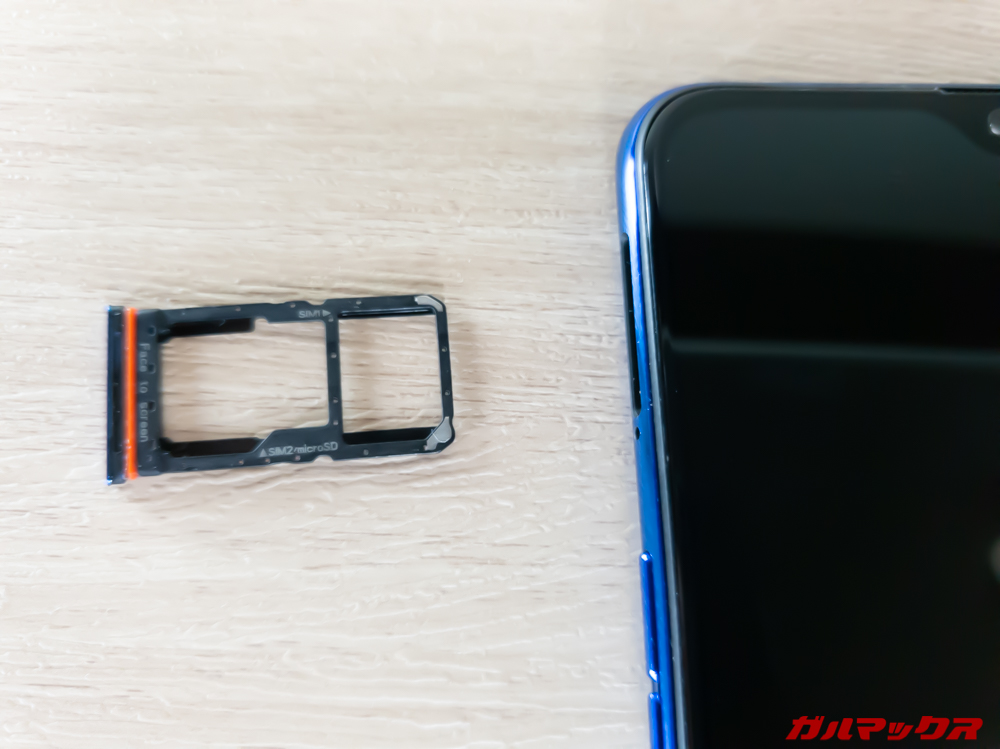 OPPO Reno AのSIMスロット