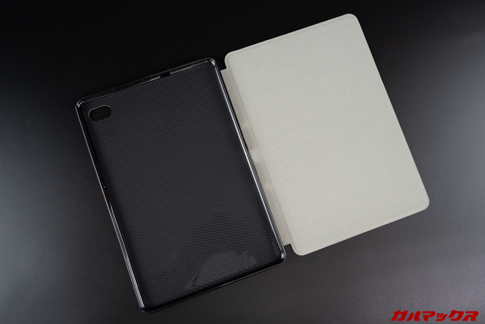 Teclast T30の専用ケースは画面も保護
