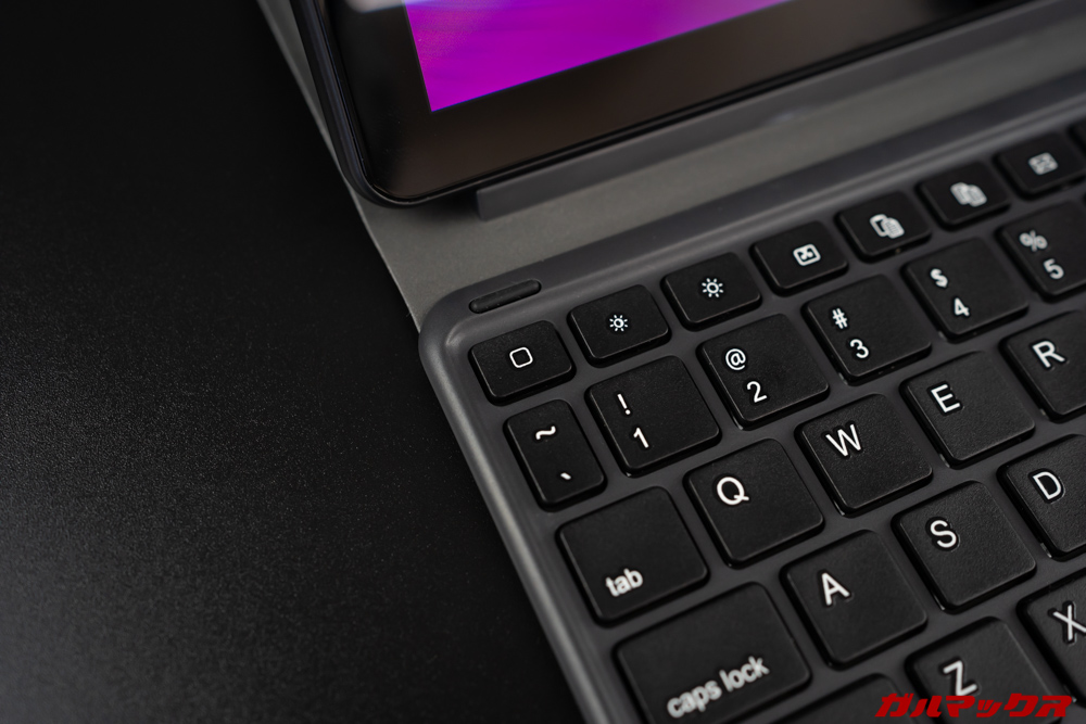 Teclast T30の専用キーボードはAndroidで利用する際に便利なキーを搭載している。