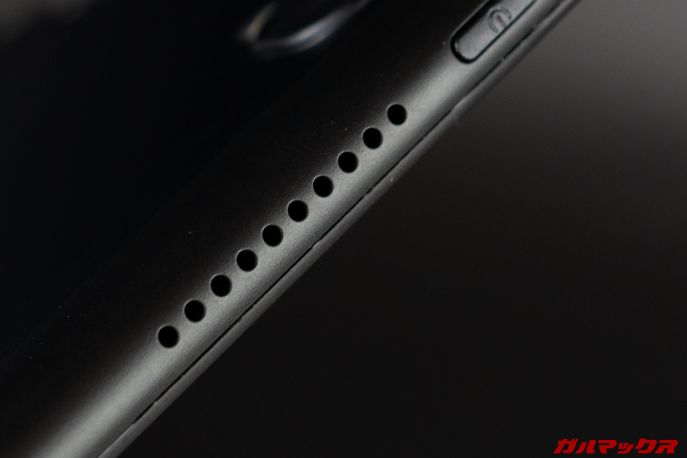 Teclast T30は細部の筐体加工がイマイチ