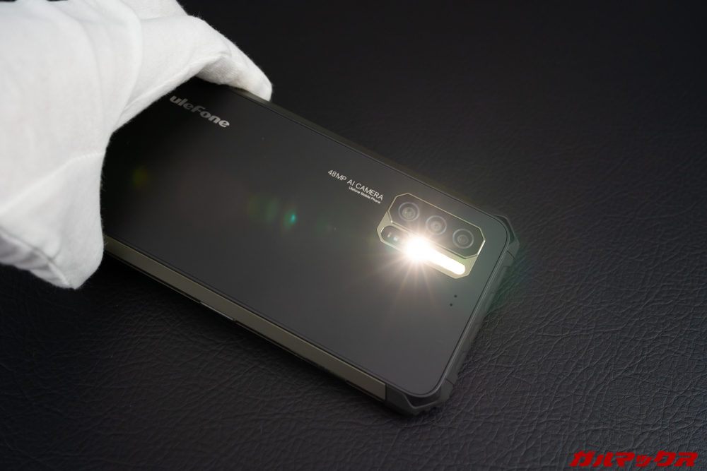 Ulefone Armor 7の5連ライトは通常利用時は1灯しか点灯しない