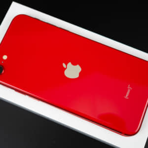 ビックカメラでセール！iPhone SE（第2世代）が5,000円オフになってるぞ！