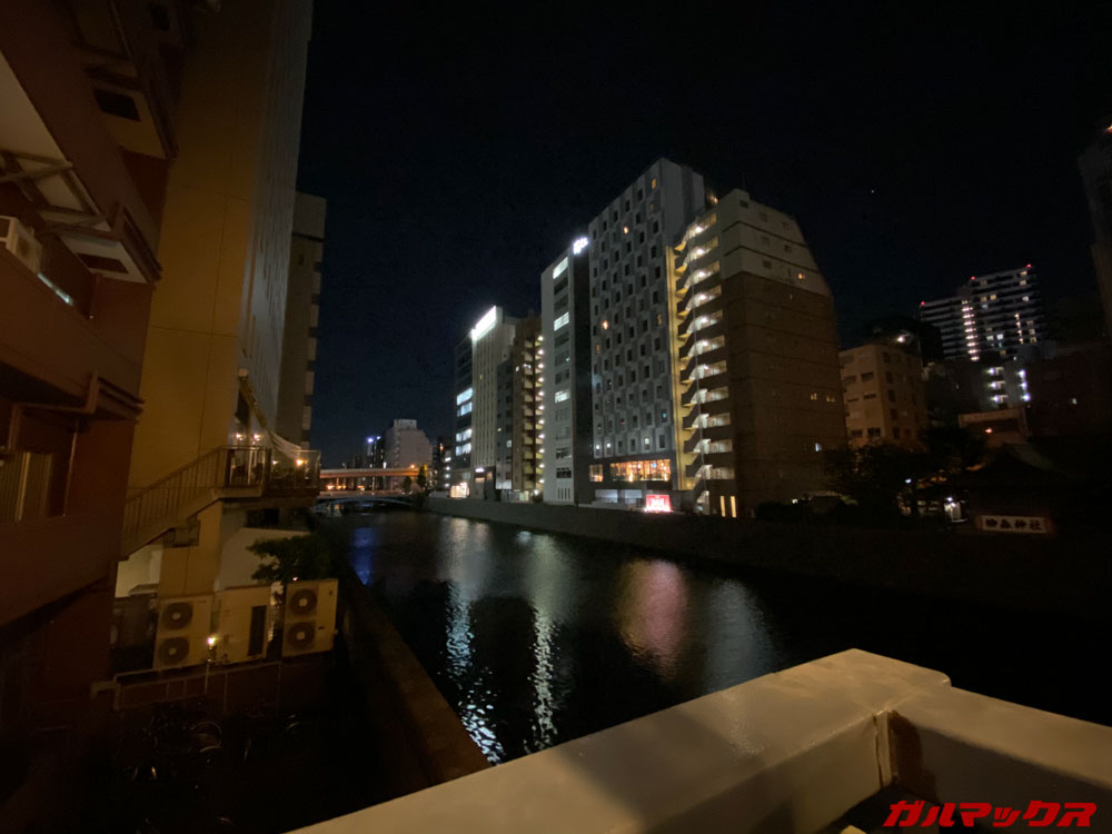 iPhone 11-TCL 10 Lite