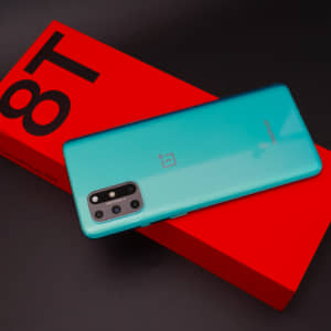 OnePlus 8T/メモリ12GB（Snapdragon 865）の実機AnTuTuベンチマークスコア