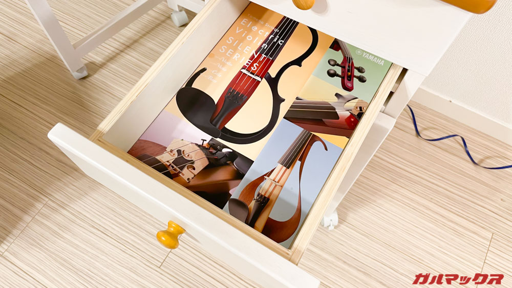 引出し付き折り畳みデスク