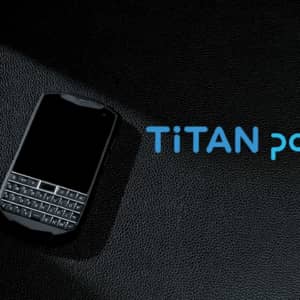 「Unihertz Titan Pocket」クラファン開始！物理キーボード付きの超個性派スマホの小型版
