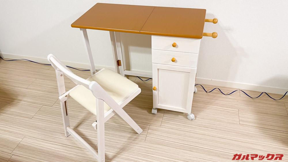 引出し付き折り畳みデスク