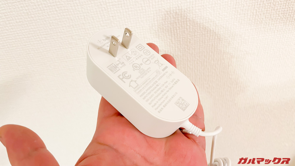 BelkinのMagSafe 3-in-1磁気ワイヤレス充電器