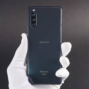 Xperia 10 III （SO-52B）のレビュー！廉価モデルながらディスプレイは高品質。分割表示が快適