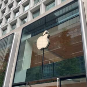 M1 MacBook Airのディスプレイが壊れAppleに持ち込み修理をお願いした手順メモ