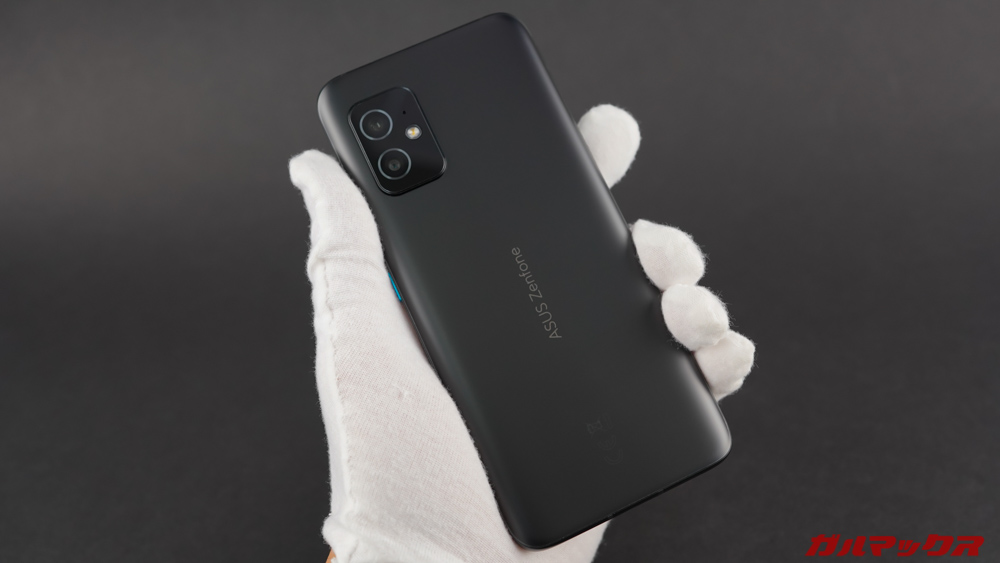 Zenfone 8