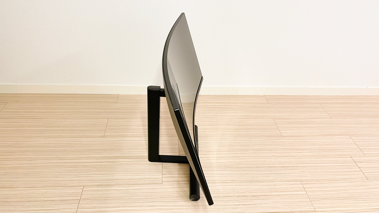 HUAWEI MateView GT本体 x 1 135 W USB-C ACアダプター x 1 USBケーブル(Type-C to Type-A)x 1 USBケーブル(Type-C to Type-C)x 1 DP1.4ケーブル x 1 クイックスタートガイド x 1