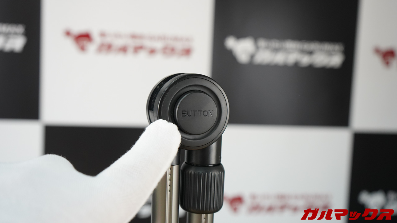 VEPETE製のアームスタンド