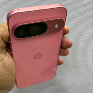 新しいPixel 9はめっちゃピンク。実機と思われる動画がリーク