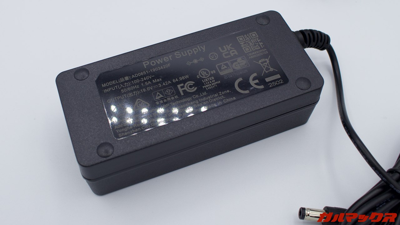 NiPoGi E3B 5700Uモデル