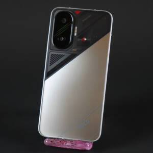 POCO F7/メモリ12GB（Snapdragon 8s Gen 4）の実機AnTuTuベンチマークスコア